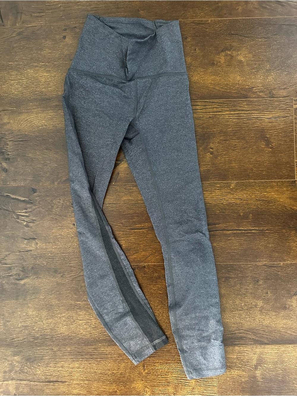 lululemon gray, cropped Hit It high-rise leggings